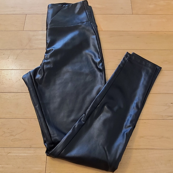 Garage Fleece Lined Faux Leather Leggings - Picture 2 of 2